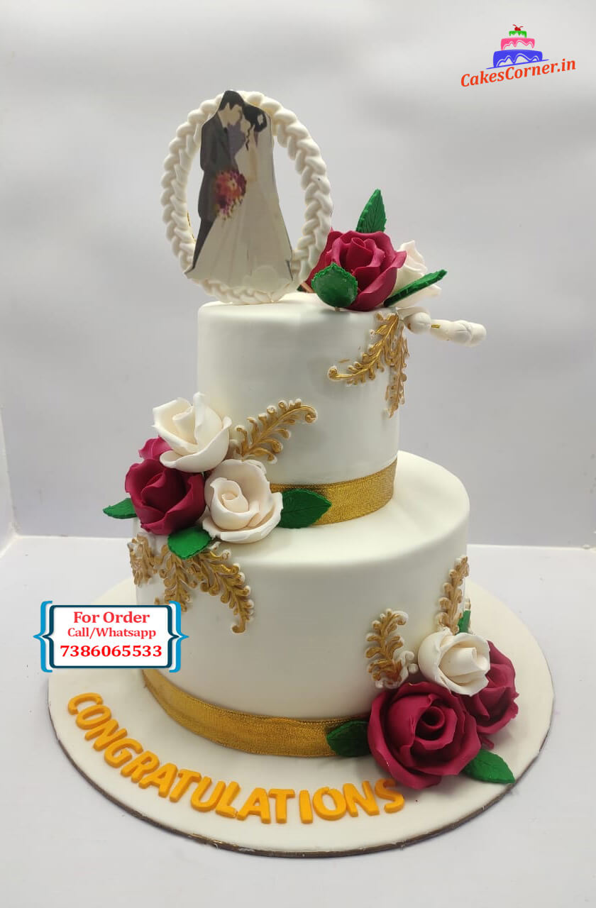 Hyderabad Cupcakes - Custom Designer Fondant Cakes, Cupcakes, Cake Pops, Wedding  Cakes & more!: Twinkle Twinkle Little Star themed First Birthday Cake  Prince & Star Customised Birthday Cakes in Hyderabad